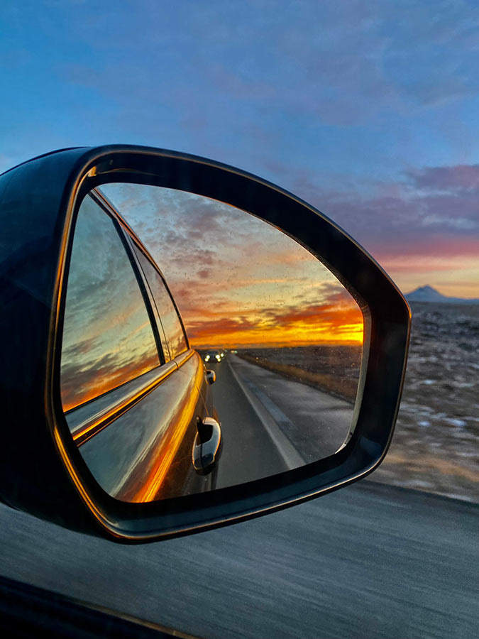 Private Shuttle Transfer with Backyard Iceland